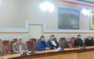 جلسه هم اندیشی و همفکری مدیر عامل انجمن حمایت از زندانیان سقز ومسولین زندان با کارخانه داران