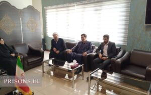 تعامل فرمانداری دهگلان و اداره کل زندانهای کردستان درراستای حمایت از زندانیان و جشنهای گلریزان تعامل فرمانداری دهگلان و اداره کل زندانهای کردستان درراستای حمایت از زندانیان و جشنهای گلریزان